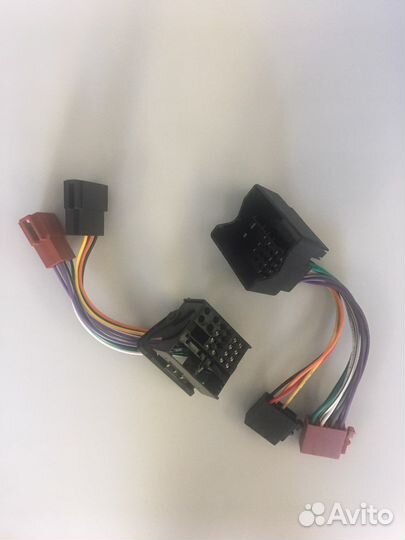 Разьём штатный для магнитолы Ford 05+ с iso