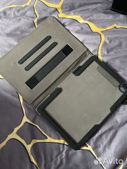 Чехол на планшет