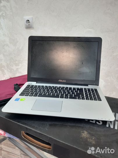 Ноутбук asus K555L