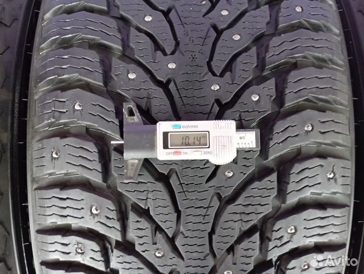 Nokian Tyres Hakkapeliitta 9 SUV 285/40 R22 110T