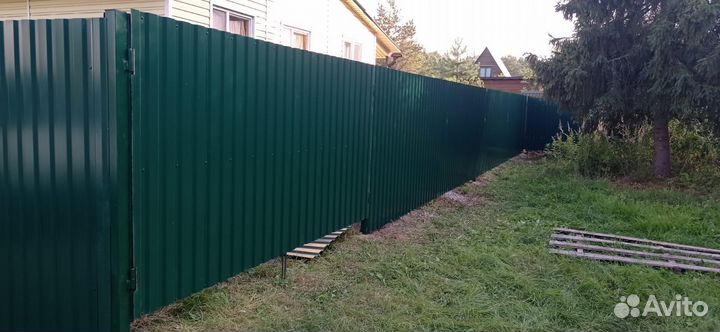 Забор из профнастила с установкой под ключ