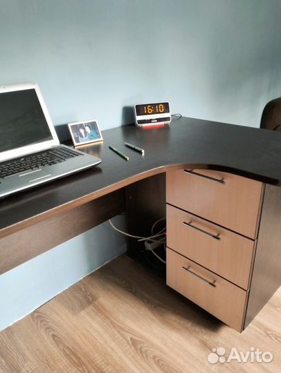 Офисная мебель бу столы