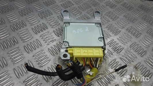 Блок управления airbag toyota RAV 4 ZSA3 (BOL02OQ0