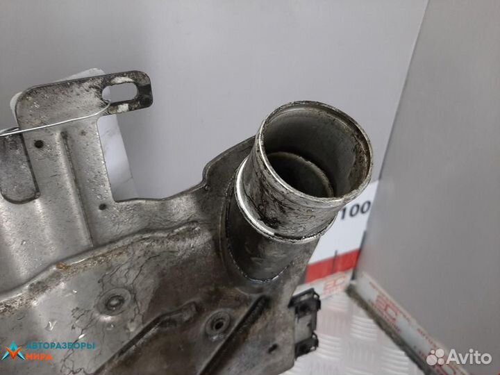 Интеркулер Renault Clio 2 рест. 2003 8200685747