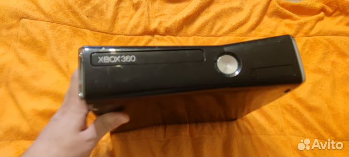 Продам xbox 360 250 гб. не прошитый