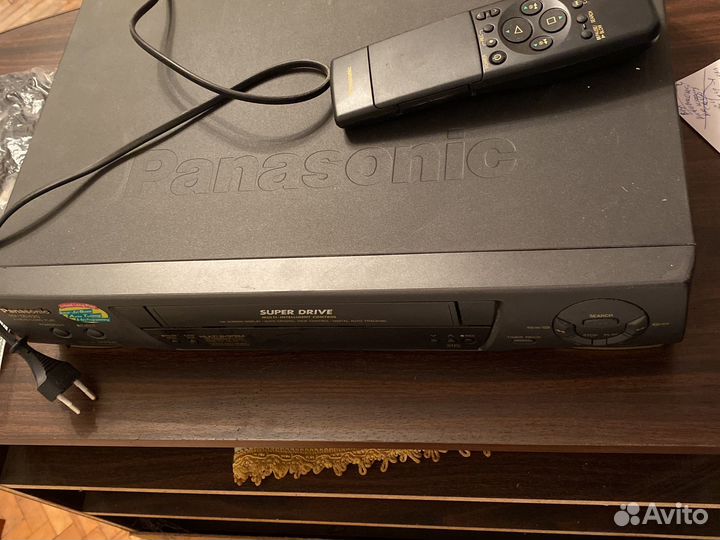 Видеомагнитофон panasonic