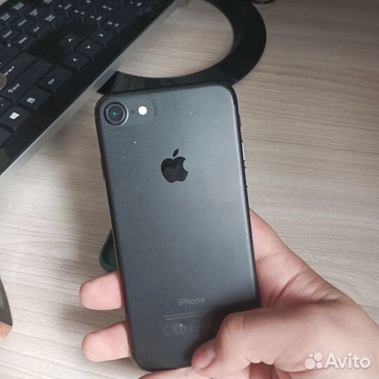 iPhone 7, 32 ГБ