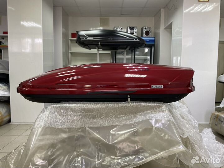 Автобокс Voyage 520л 205см цвет Красный металлик
