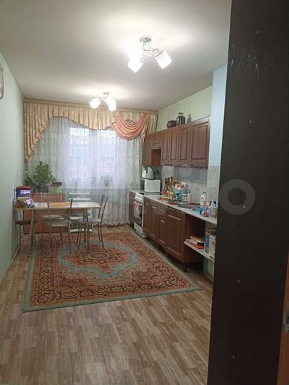 3-к. квартира, 71 м², 10/10 эт.