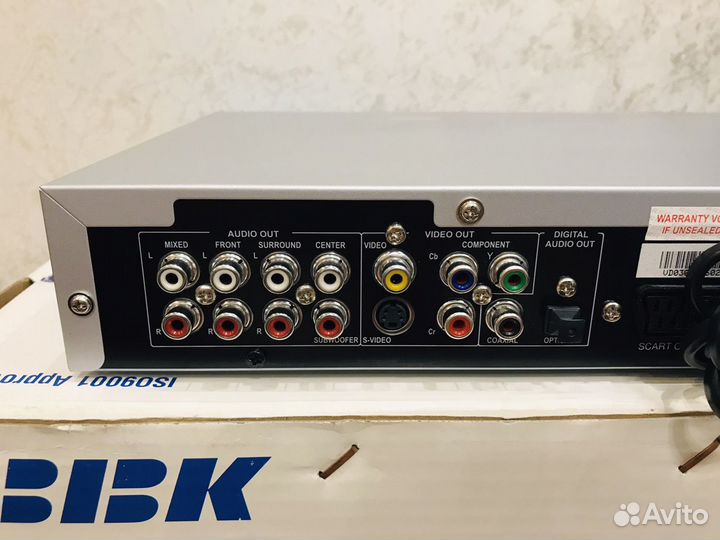 DVD-плеер BBK с дисками