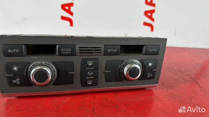 Блок управления климат контролем Audi A6 C6 2.0