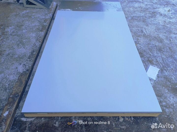 Гладкий лист с пленкой