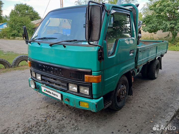 Toyota Dyna, 1990