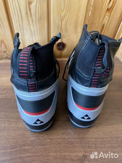 Беговые лыжи Fischer с ботинками и палками