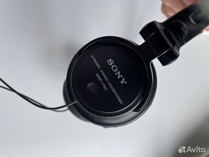 Наушники студийные sony MDR-V150