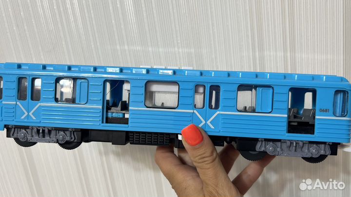 Детские игрушки поезд