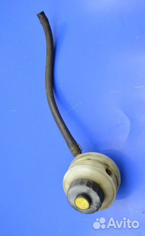 Бачок главного цилиндра сцепления scania R-series