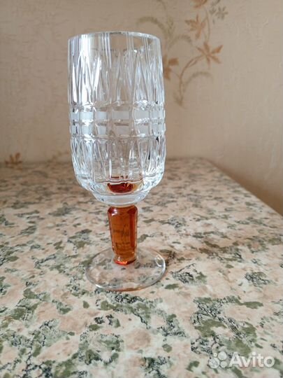 Хрустальные бокалы