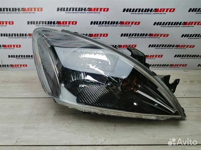 Фара правая Митсубиси Лансер 9