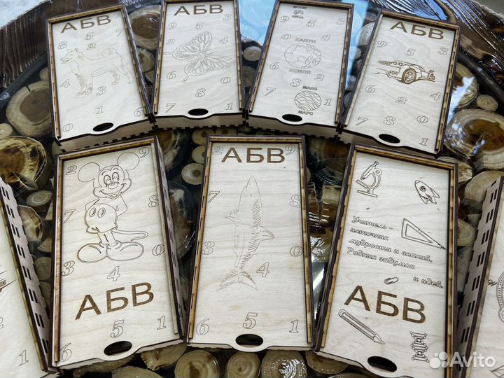 Пенал школьный из массива дерева