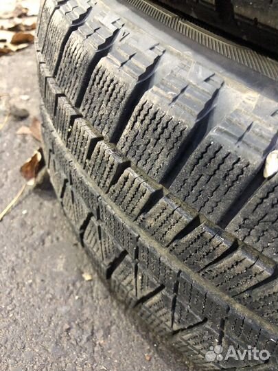 Bridgestone Blizzak Revo GZ 195/60 R15