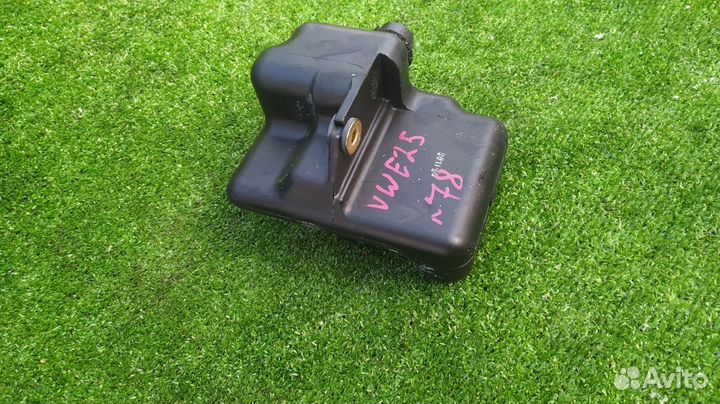 Резонатор воздушного фильтра Nissan Caravan Van