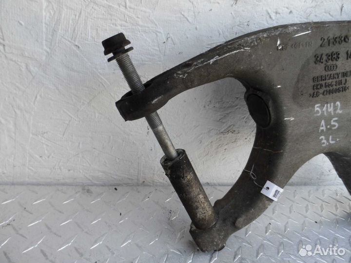 Рычаг задний левый нижний Audi A5 8T 8K0505311J
