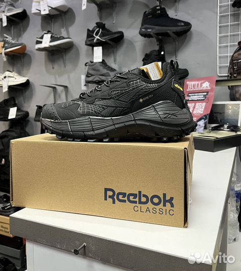 Кроссовки термо Reebok 43,44 зимние