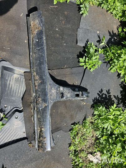 Порог левый Skoda Octavia A5