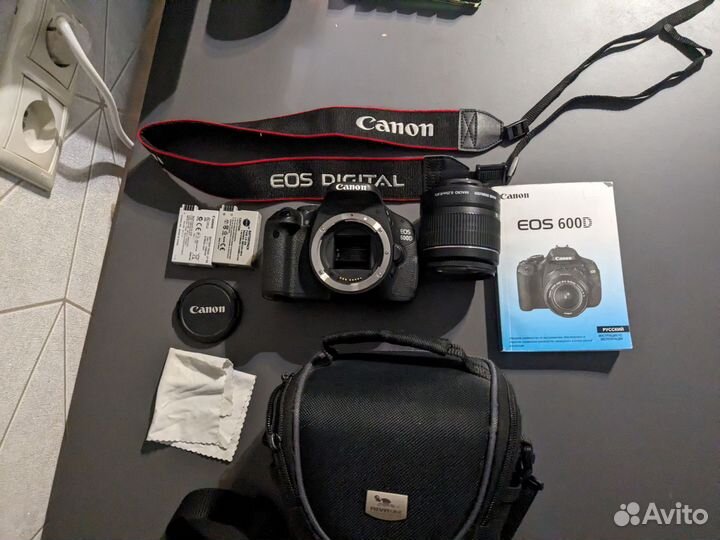 Зеркальный фотоаппарат Canon Eos 600D Kit 18-55 mm