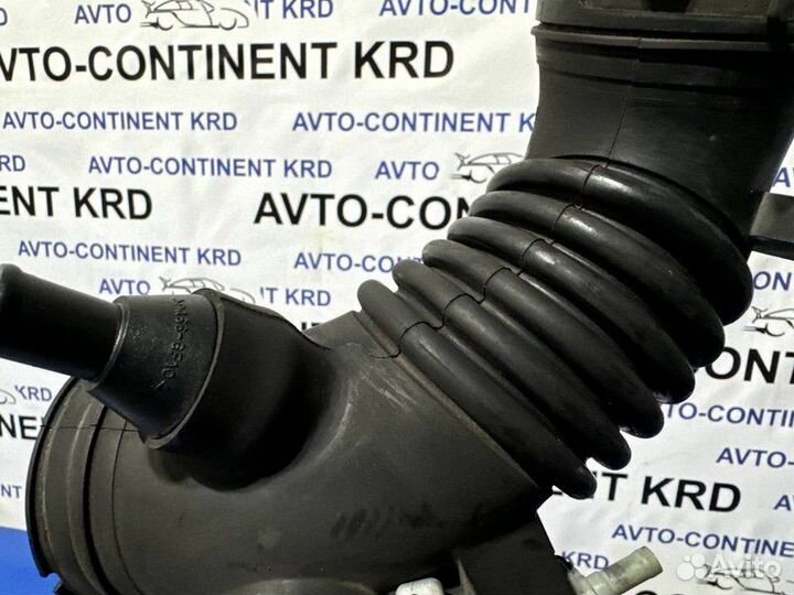 Гофра воздушного фильтра Toyota Noah AZR60 1AZ