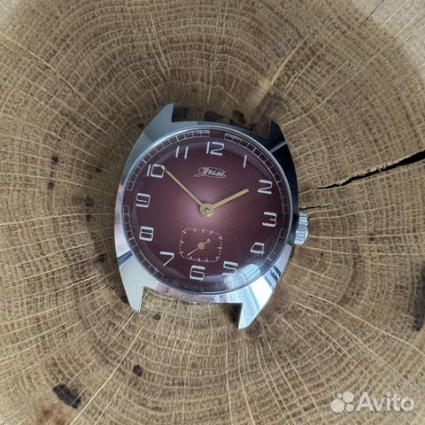 Красные Зим - мужские наручные часы СССР