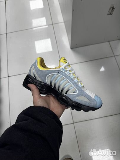 Nike Air Max tailwind 4