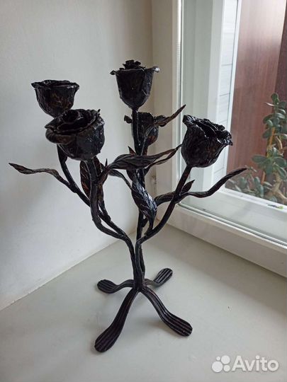 Розы кованые букет