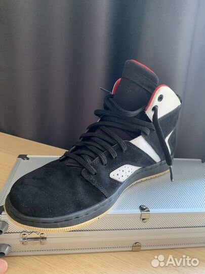 Кроссовки Air Jordan Jordan Flight Legend