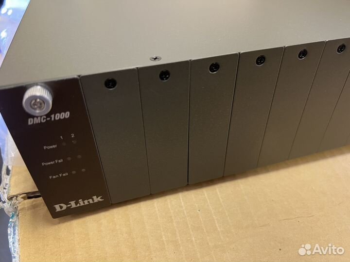 D-Link DMC-1000 медиаконвертер, шасси