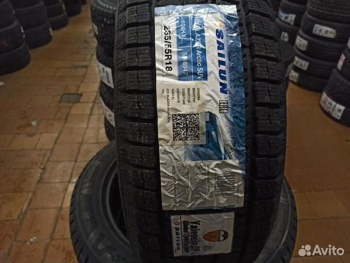 Sailun Ice Blazer Arctic SUV 235/55 R18 104H