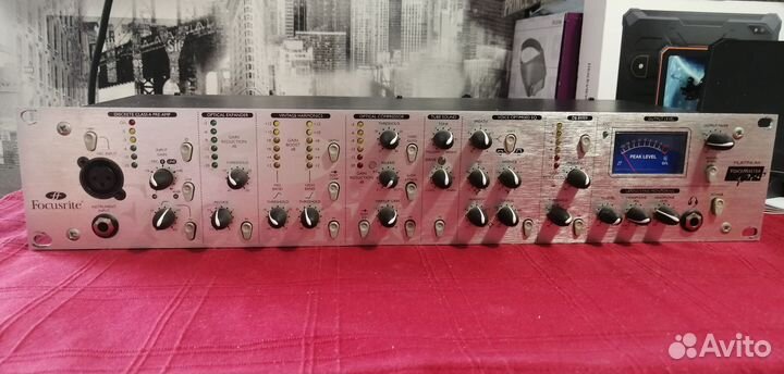 Микрофонный процессор focusrite PRO vocal