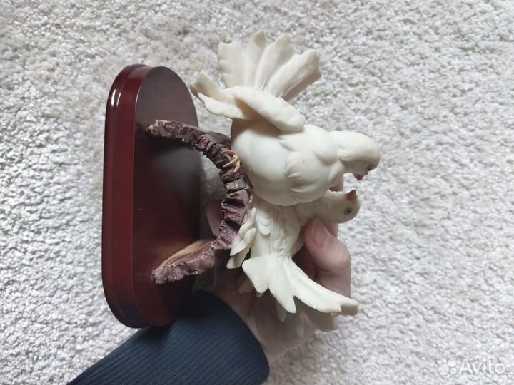 Голуби статуэтка