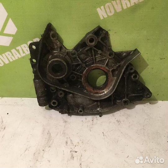 Крышка двигателя передняя Тойота Карина Е