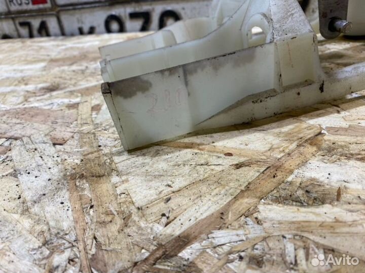 Кулиса кпп Mitsubishi Lancer 4G18 2004