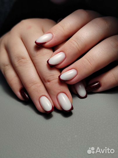 Маникюр