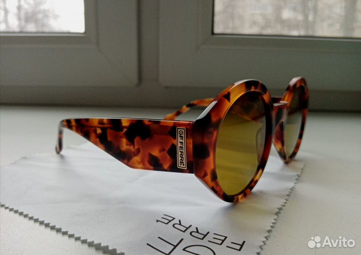 Шикарные очки GF Ferre.Италия