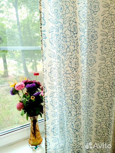 Комплект нежных льняных занавесок (новый)