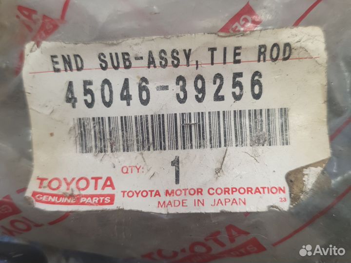 Наконечник рулевой правый Hilux 88-98,4runner