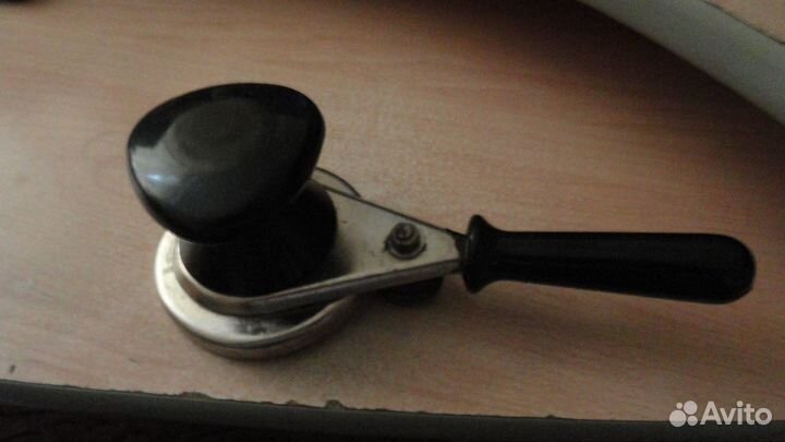 Мясорубка, закаточный ключ и втулка