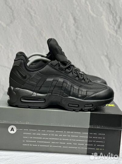 Кроссовки Nike Air Max 95 эргономичные