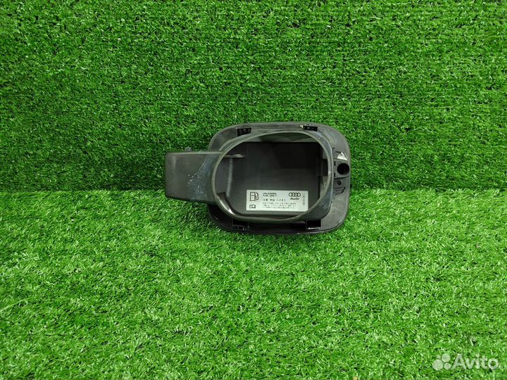 Лючок бензобака Audi Q5 8R