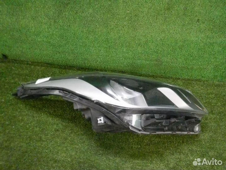 Фара правая Kia Rio
