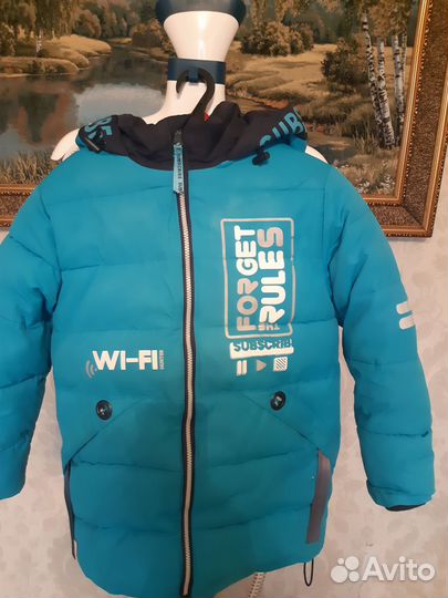 Продаётся куртка на мальчика 9-11 лет